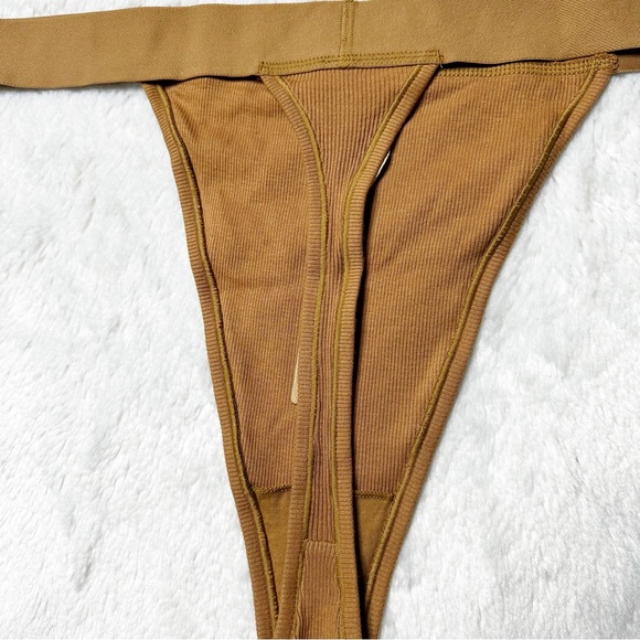 NWT Skims Cotton Rib Thong in Camel Women’s 2X - Picture 6 of 9